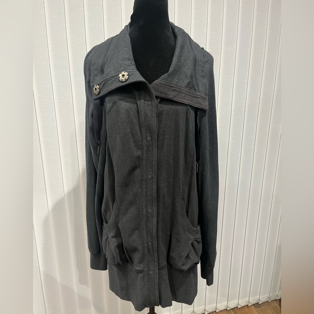 Lululemon Refresh Grey Snap Up Jacket Small - image 8
